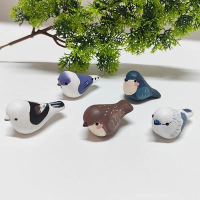 Hand Carved Wooden Bird Figurine Small Bird Statue for Home Desk Shelf Decor Housewarming Gifts for Bird Lovers