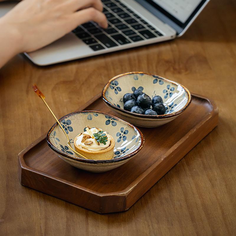 Flower Small Plate Special-Shaped Ceramic Taste Plate Hot Pot Dipping Plate Household Vinegar Plate Soy Sauce Sauce Sauce Plate Export