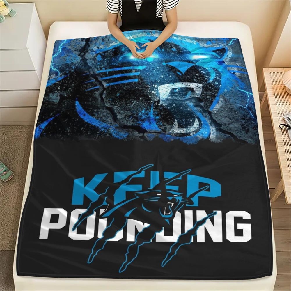 Carolina Panthers Druck Flanelldecke, Hohe Qualität, Bequem für Alle Jahreszeiten, Heimdekoration, Wärme und Komfort, Perfekt für Weihnachtsgeschenke