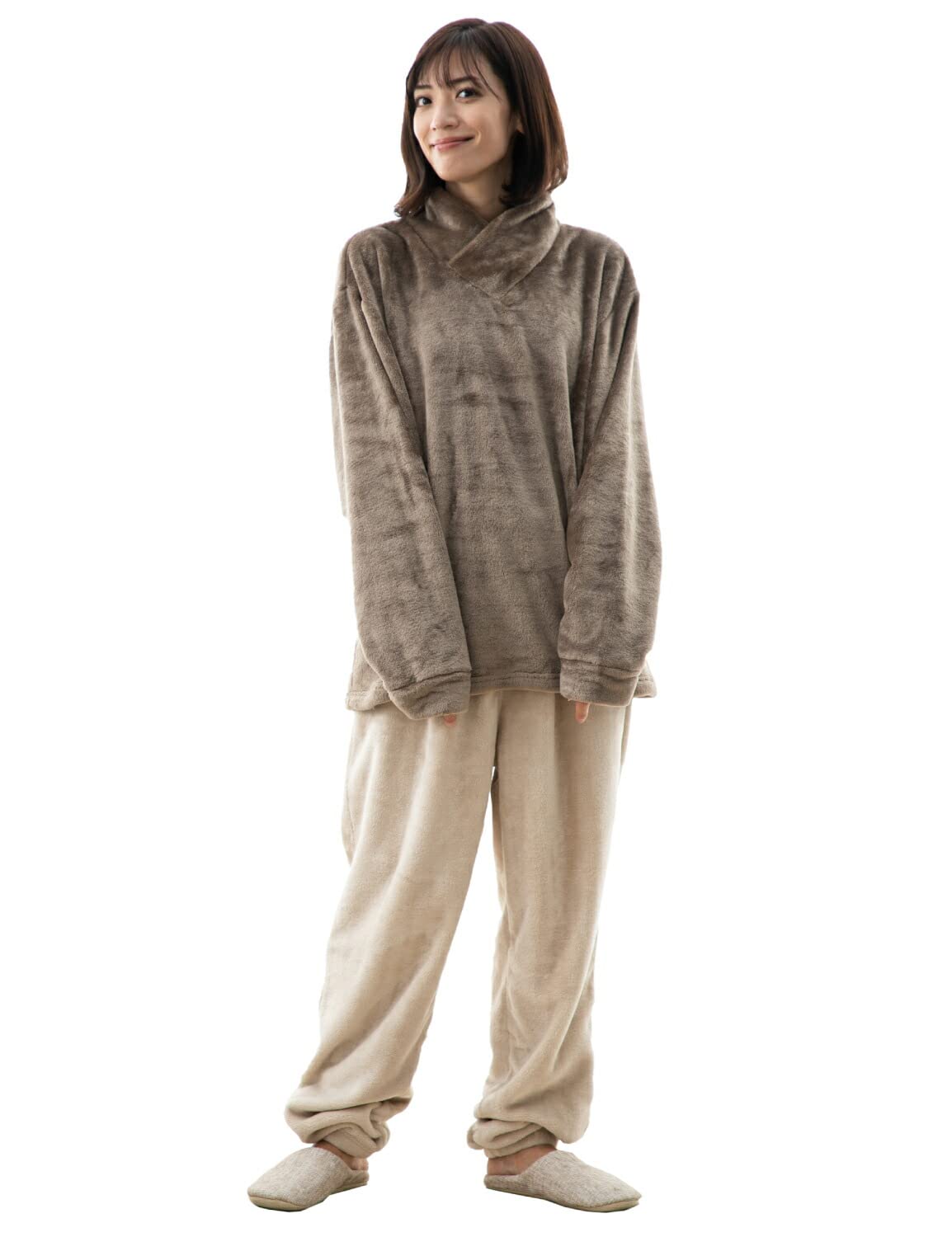 

Duerfusa Winter Flannel Brown and Matching Fluffy High Long Gift and Size Pajamas, Unisex, Beige, Pyjamas, Loungewear, Neck, Sleeves, (Brown Beige,
