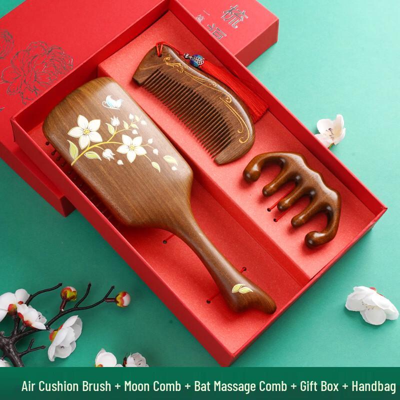 Golden Sandalwood Air Cushion Comb Set with Lily Flower Design
