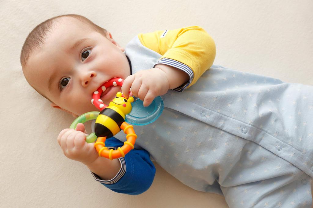 SASSY Sassy ABS Teething Rattle for Babies 3 Months and Various and Fun Up, Cooling, Textures, Bumble, Bites, (TYSA80679)