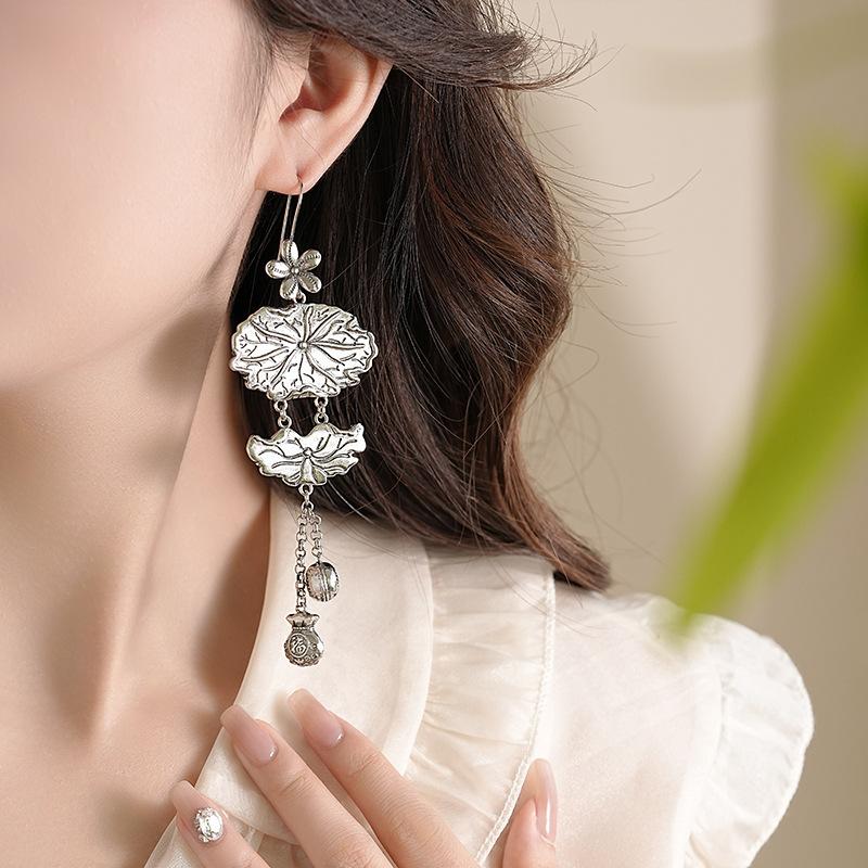 JMXD-Trendy Lotus Leaf Lucky Bag Earrings Retro Ethnic Style Old Lotus Leaf Small Flowers Exaggerated Long Fringed Earrings