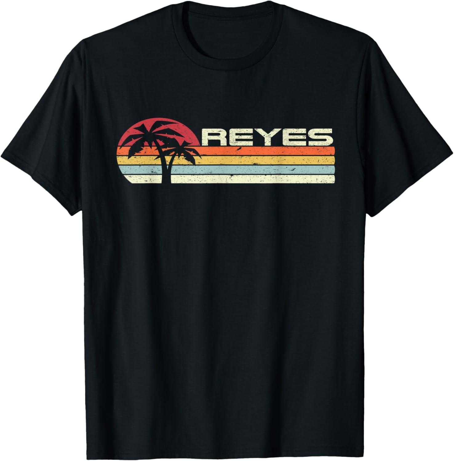 Reyes Surname 80s 90s Vintage Sunset with Palm Trees T-Shirt S разноцветный