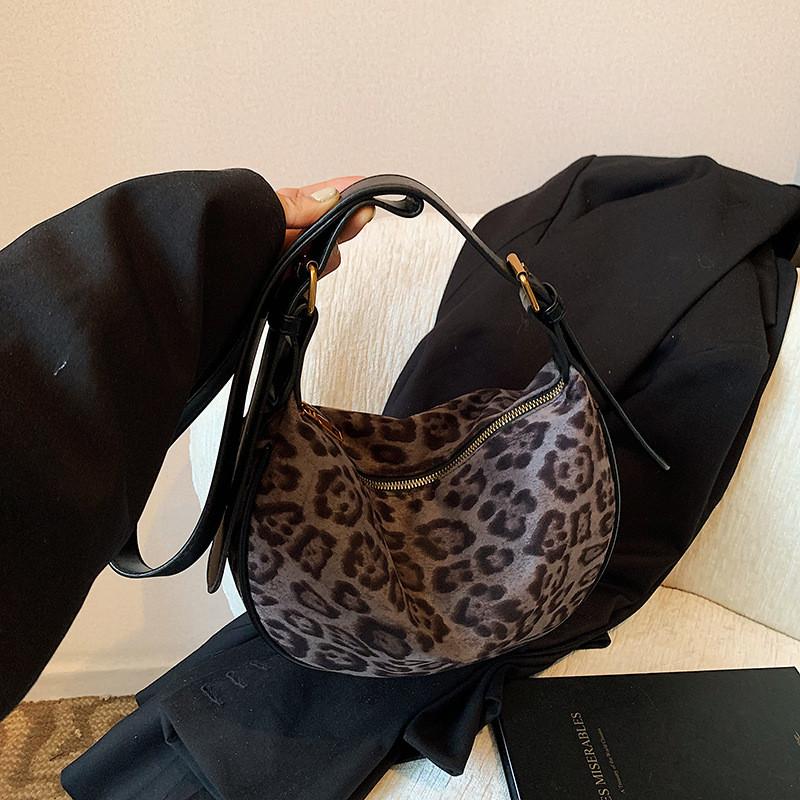 Ielgy Korean Version Leopard Print Underarm Bag Autumn Winter Retro Frosted Suede Dumpling Bag One Shoulder Crossbody