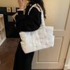 Quilted Tote Bag Women Fashion Soft Handle Shoulder Bag for Daily Use and Casual Outings