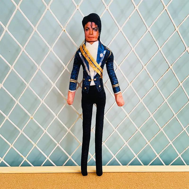 10 Stylów Miękka Wypchana Lalka Pluszowa Michael Jackson Zestaw Wiele Klasycznych Kostiumów Scenicznych Długi Design Na Ozdobę Fani Muzyki