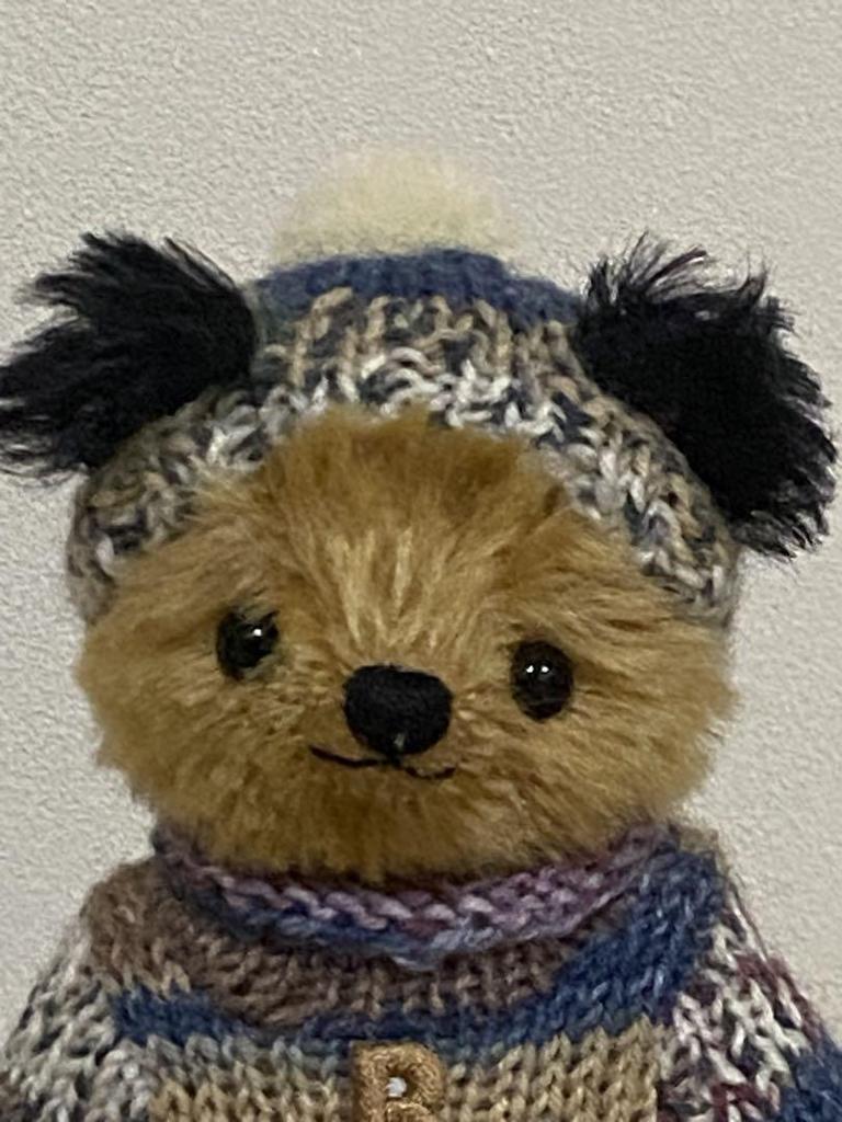 [USED] Artist Teddy Bear with Clothes