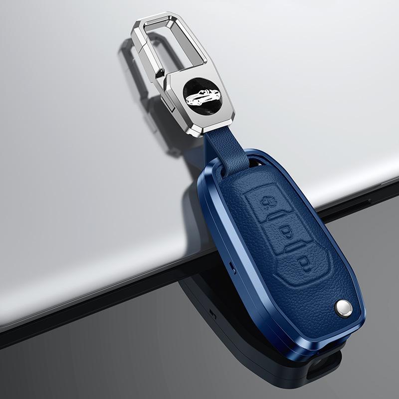 Ford Schlüsselhülle: Edge, Focus, Mondeo Echtleder & Metall Schlüsselanhänger