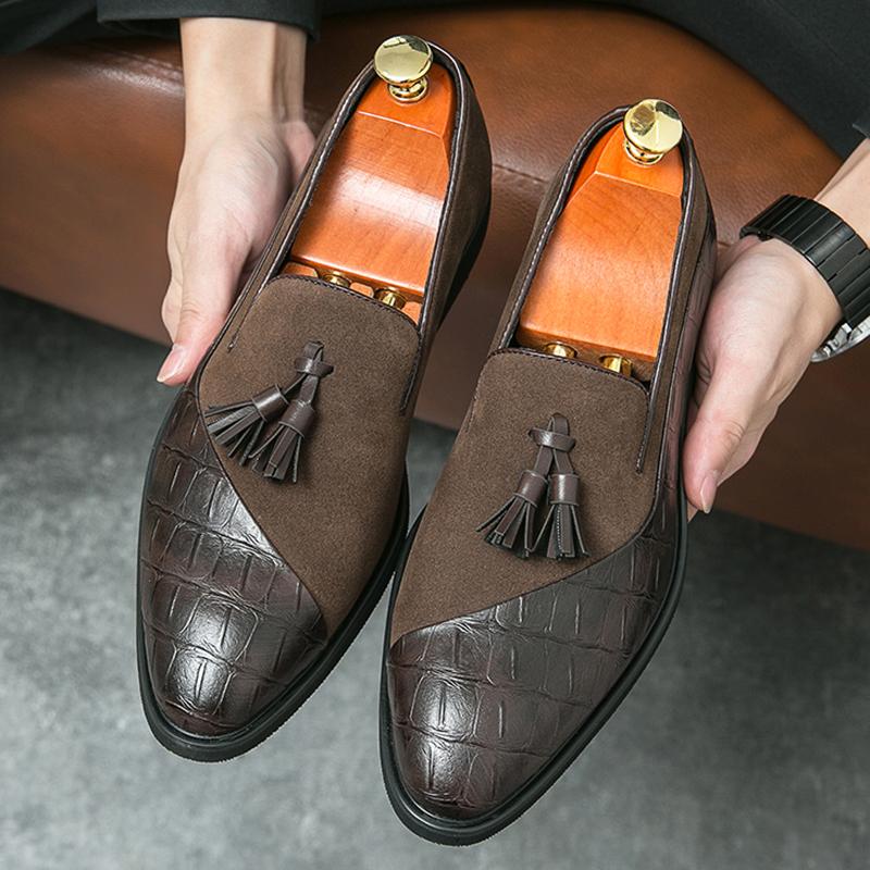 Fashion Britain Retrov New Men Pointed Suede Tassels Patchwork Flats Leather Shoes Casual Loafers Formal Dress Footwear Zapatos Hombre