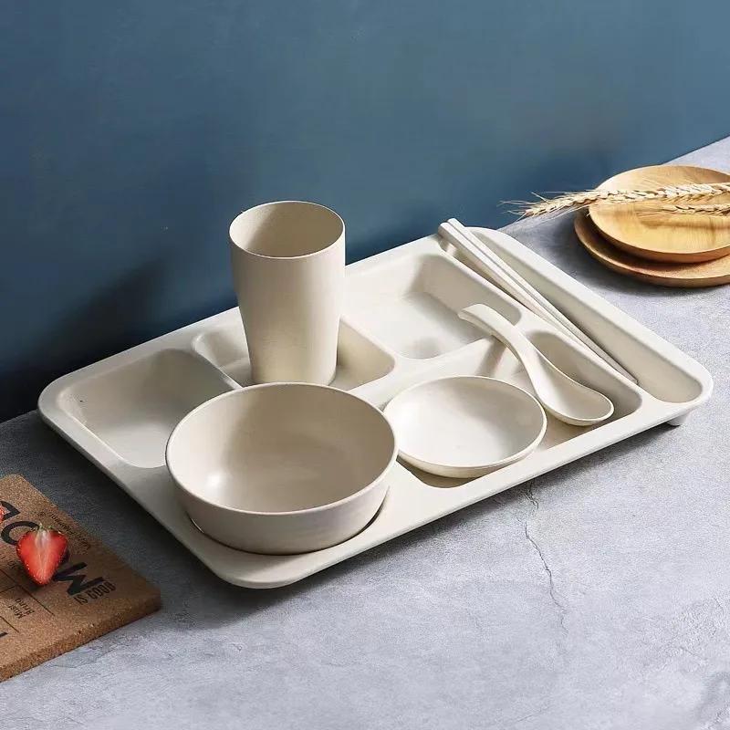 

1 Пластиковая обеденная тарелка из пшеничной соломы, поднос для школьного обеда, подходит для взрослых, можно использовать в микроволновой печи и мыть в посудомоечной машине бежевый