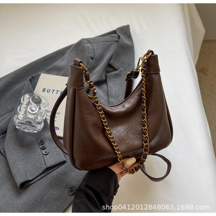 

Женская сумка 2025 новая мода мягкая сумка-тоут большой вместимости повседневная сумка-мессенджер ретро однотонная сумка на плечо