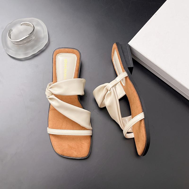 Fashionable Silver Sandals Women's Summer New Design Beach Shoes Square Head Slip-On Shoes Metal Decoration PU Leather Interior