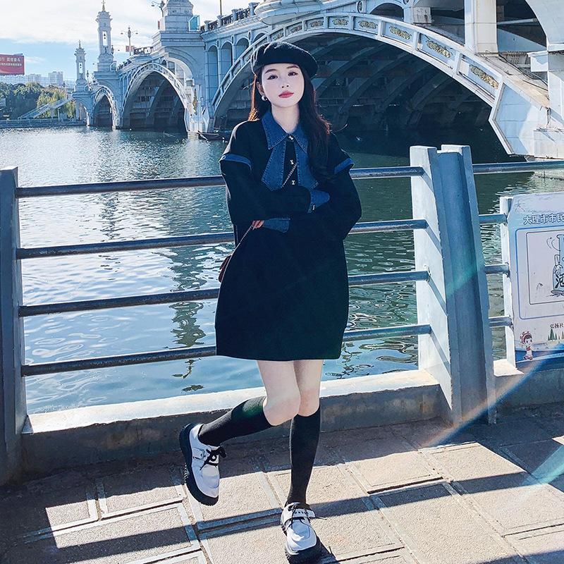 

Женское платье-свитер из джинсовой ткани с длинными рукавами, осенняя модель средней длины, свободный крой, омолаживающий, маленький размер, уличный стиль. XL чёрный