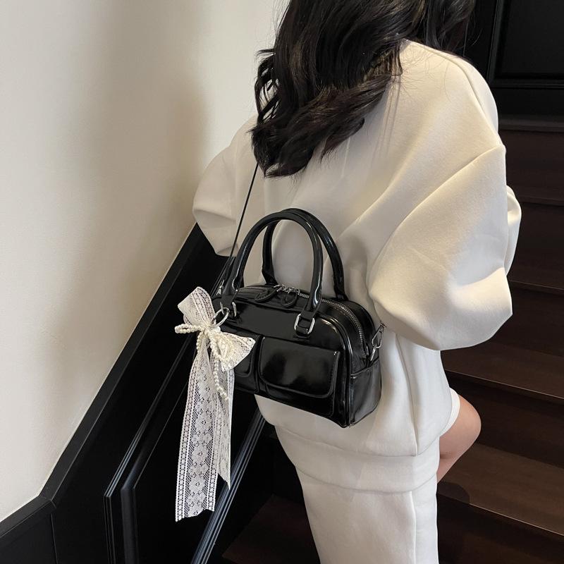 Premium Niche Bag Women's Spring and Summer 2025 New Fashion Versatile Shoulder Messenger Bag Women's Portable Pillow Bag