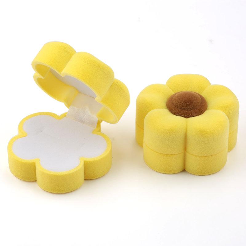 1 Piece lovely Flower Jewelry Box Velvet wedding Ring box Necklace Display Box Gift box Container Case for Jewelry Packaging