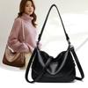 PU Leather Commuter Fashi Vintage Casual Tote Bag Maillard Stylish Crossbody Bags for Women Texture Large Capacity Temperament