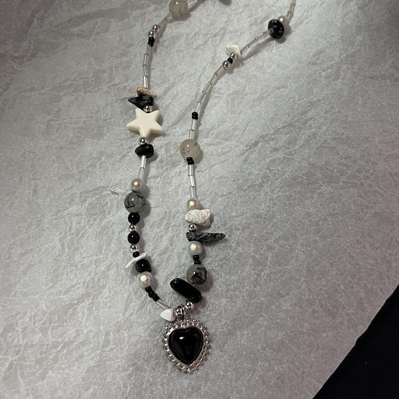 Korean Fashion Cow Star Pendant Necklace Punk Aesthetic Red Necklace For Women Choker Accessories Vintage Charm Jewelry