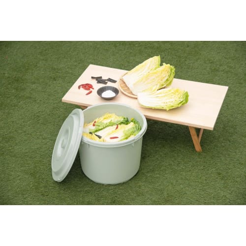 TONBO Shinki Gosei Pickle Container with Lid, 30-inch, Gray, Diameter 42cm x Height 35cm, Made in Japan