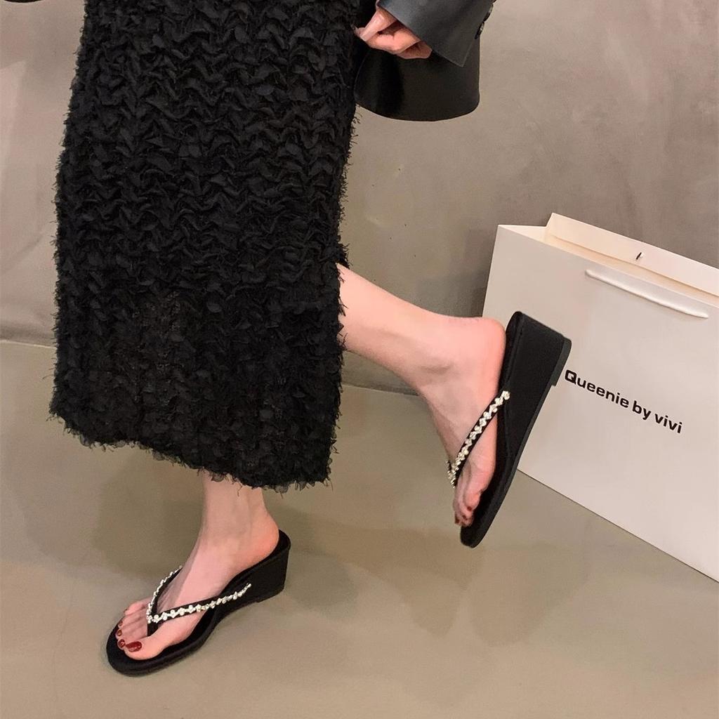 Wedge Heel High Heel Pinch Flip-flops Fairy Shoes Wear 2025 Summer Rhinestone French Silver Sandals