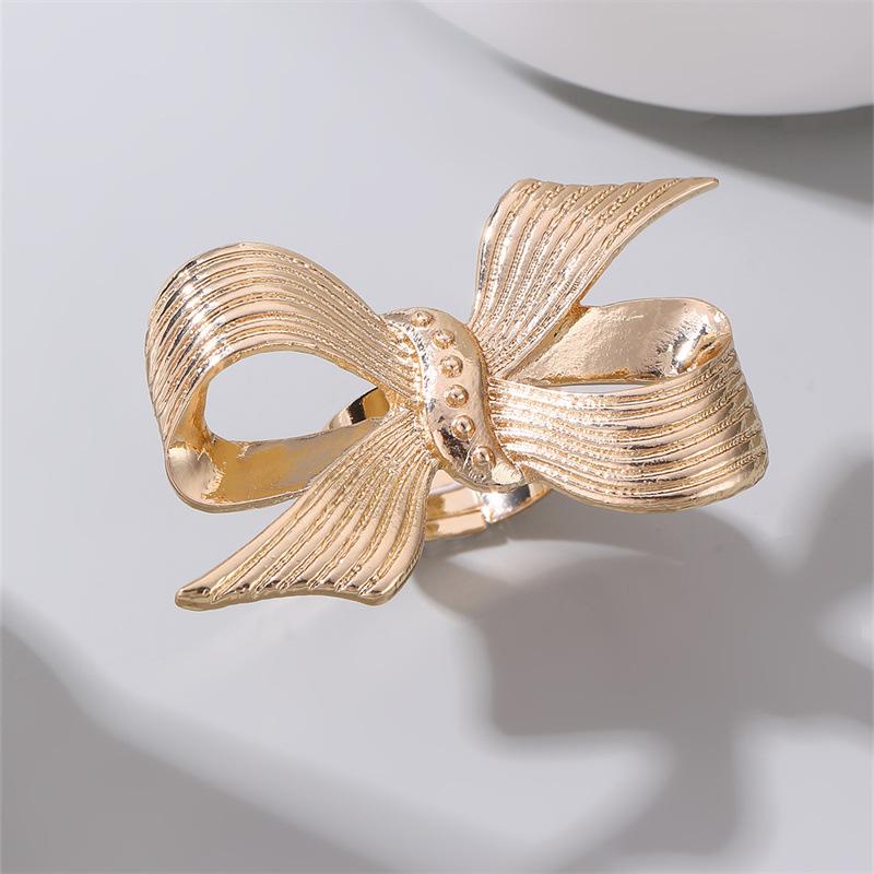 Vintage Metal Geometric Bow Open Rings for Women Gold Petal Irregular Smooth Adjustable Rings Jewelry Party Gifts