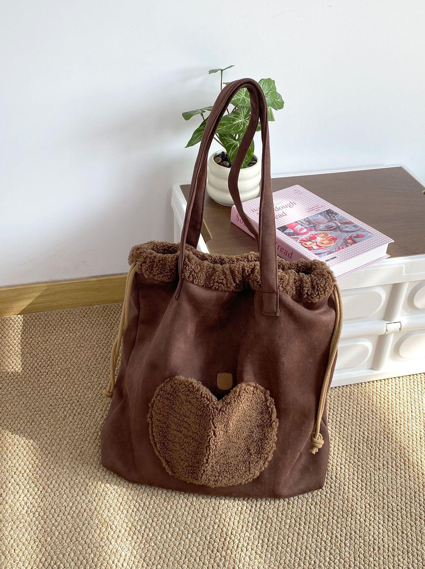 

Vintage Faux Suede Women s Drawstring Shoulder Bags Cute Pocket Embroidery Casual Tote Bag Winter Fashion Plush Travel Handbags коричневий