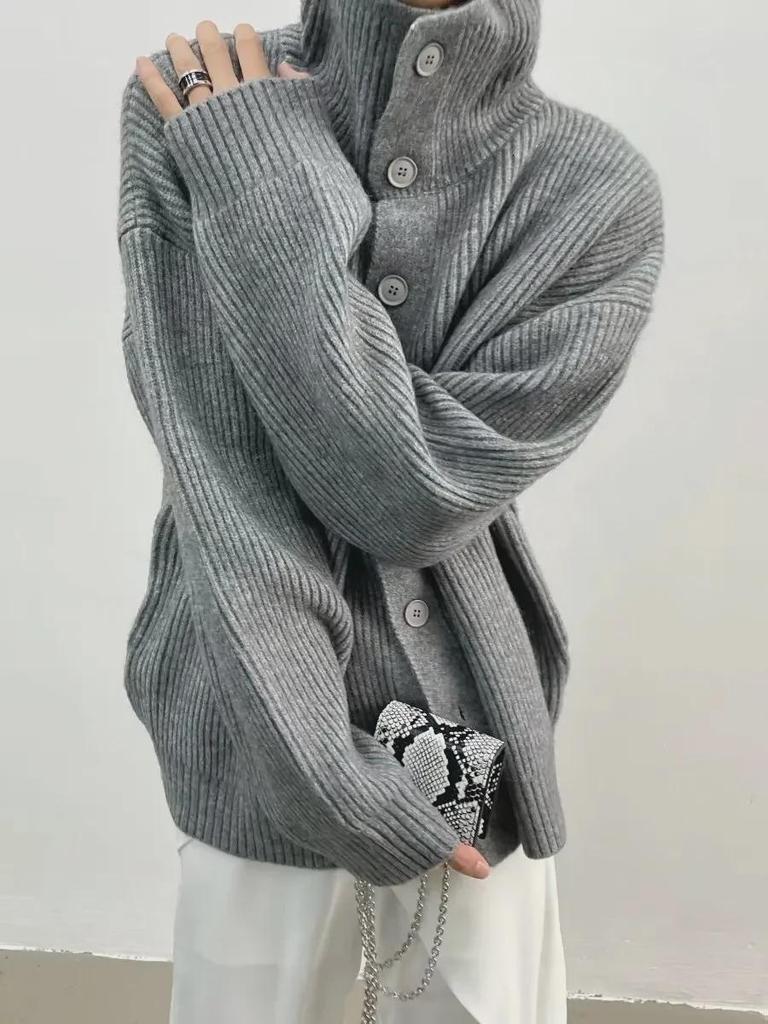 Unisex Korean Fashion Knitted Sweater: Loose Fit with Button Details for Autumn/Winter
