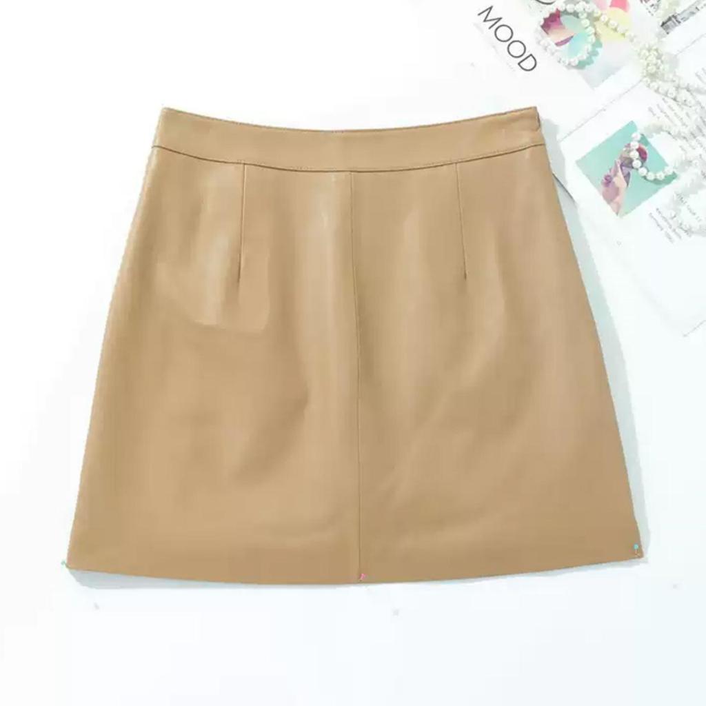 Plus Size High Waist Black Faux Leather A-line Mini Skirt for Women - Hip-Hugging Slim Fit for Spring and Autumn