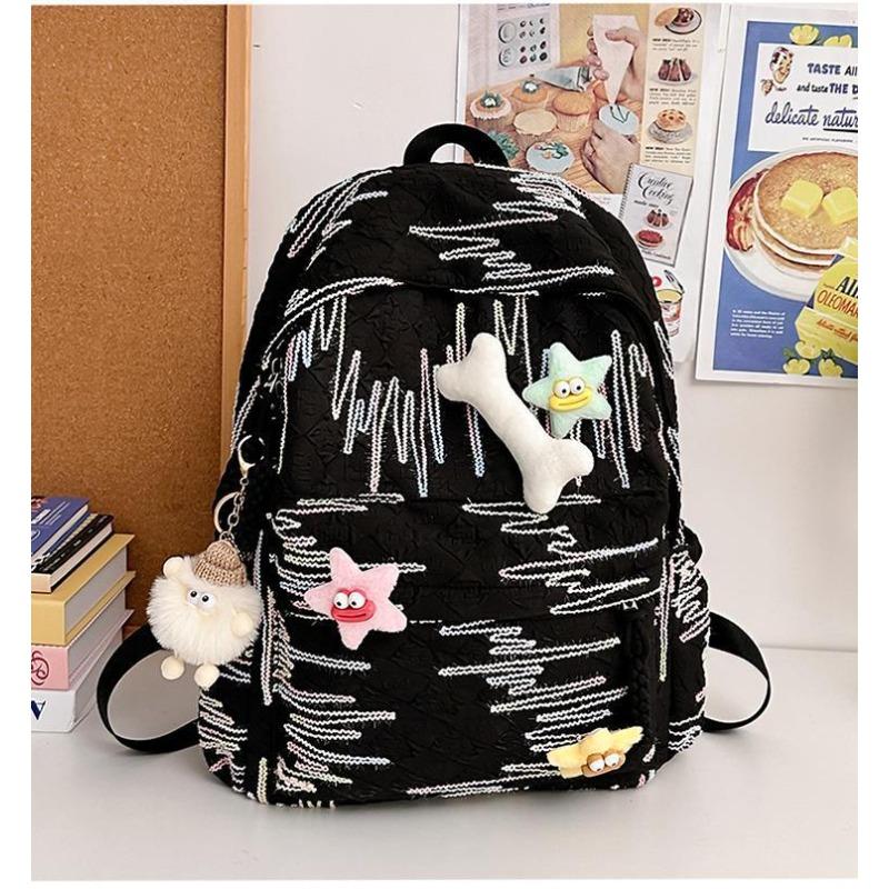 Cute schoolbag junior high school girls high value niche style college students design sense travel shoulders