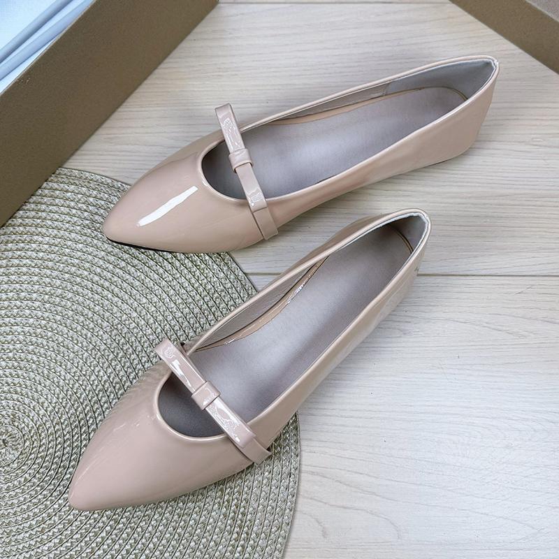 Fashion Butterfly Flat Shoes for Women Spring and Autumn 2025 Mary Jane Shallow Mouth French Retro Pointed Toe Plus Size Women's Shoes