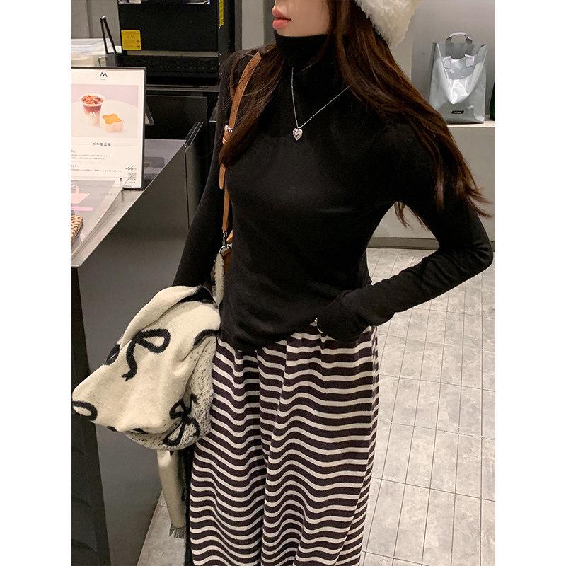 Women s High-Neck German Velvet Base Layer Top, Autumn/Winter 2025 Style, Slouchy Roll Neck S