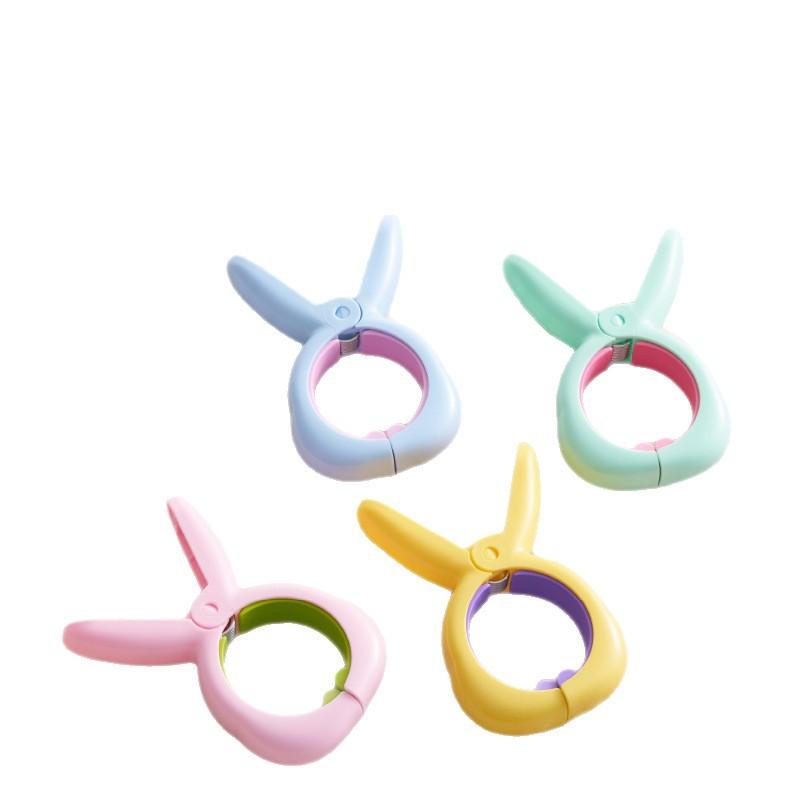 4Pcs Beach Towel Clips for Beach Chairs Cruise Durable Plastic Clips for Lounging Pool Use Large Clothespins for Hanging Clothes