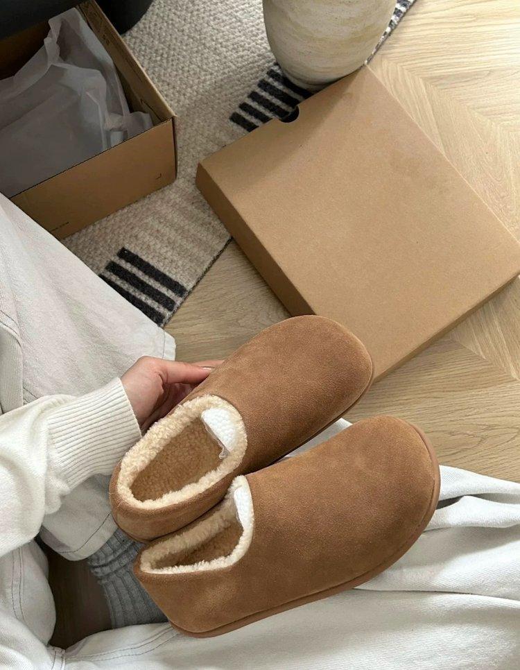 Casual Lazy Wind Fur Integrated Snow Boots Women's 2025 Autumn and Winter New Muller Shoes Small Potatoes One-pedal Shoes Women