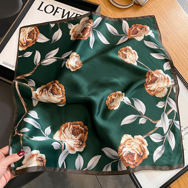 100% Real Silk Scarf Women Square Neck Tie Wrist Shawls Wraps for Ladies Foulard Scarves Pashmina Female Hijab Bandana bufanda