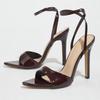 Calzado para mujer – Sandalias