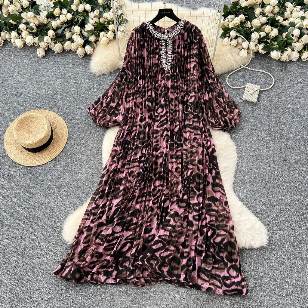 High-end Elegant Dress Women's European and American Fashion Nail Drill Hollow Round Neck Long Sleeve Loose and Thin Leopard Print Pleated Dress