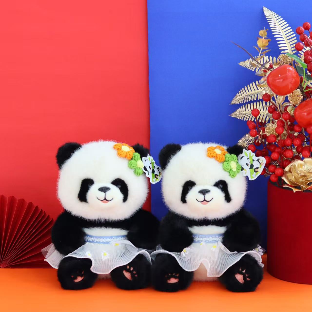 

Милая кукла большая панда, плюшевая игрушка, кукла панда Чэнду, тряпичная кукла панда с цветком, подарок для активности 25cm