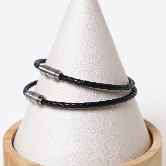 Jbans Classic Classic Slim Leather Bracelet (C1902-Ac481Bk)