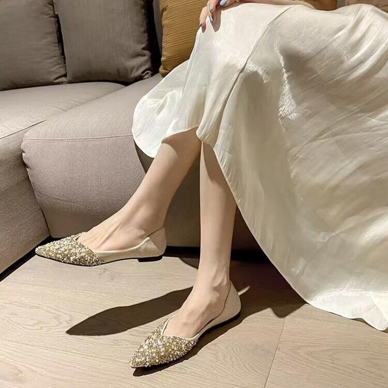 Comfortable and Elegant Pearl Pointed Toe Woman Flats Korean Style Offer Y2k Wholesale Spring Low Price Slip-on Shoes for Women