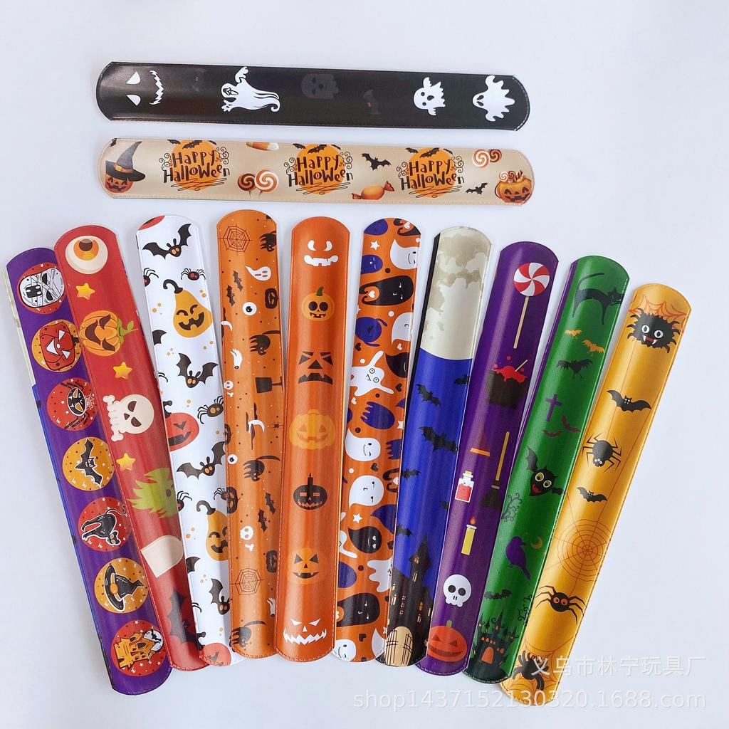 12pcs Halloween Slap Bracelets, Halloween Party Favor Snap Bracelets, Birthday Giveaways, Party Decorations, Classroom Exchanges, Prizes And Gift