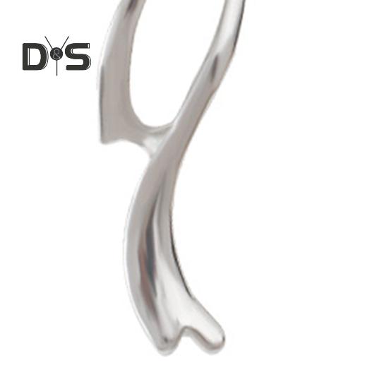 Women Brooch Faux Pearl Hollow Bow Decor Stainless Exquisite Vintage Anti-slip Wear-resistant Coat Collar Hat Scarf Decoration Clothes Pin Garment