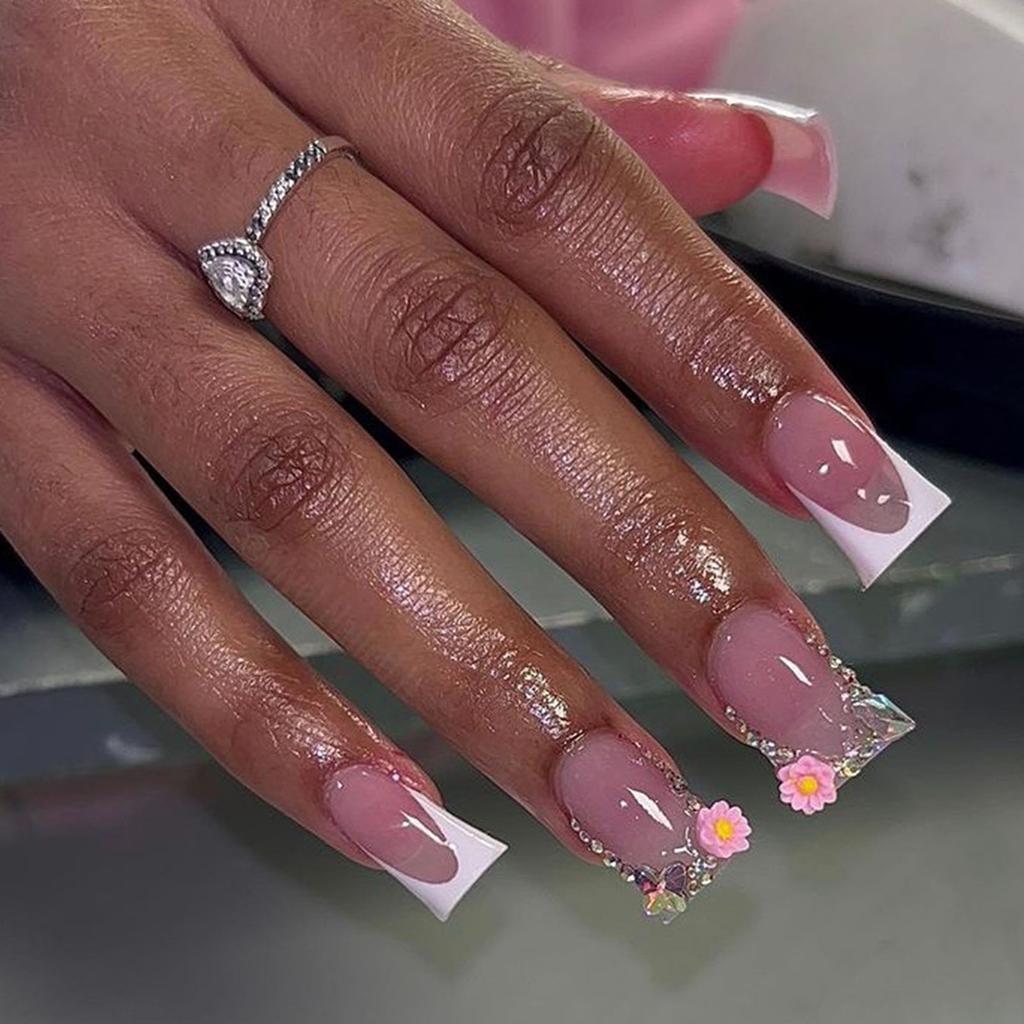 24 Stück Entenschnabel-förmige Falsche Nägel Gold Schmetterling Strass-Design Falsche Nagelspitzen Tragbare Vollabdeckung French Press-on Nägel