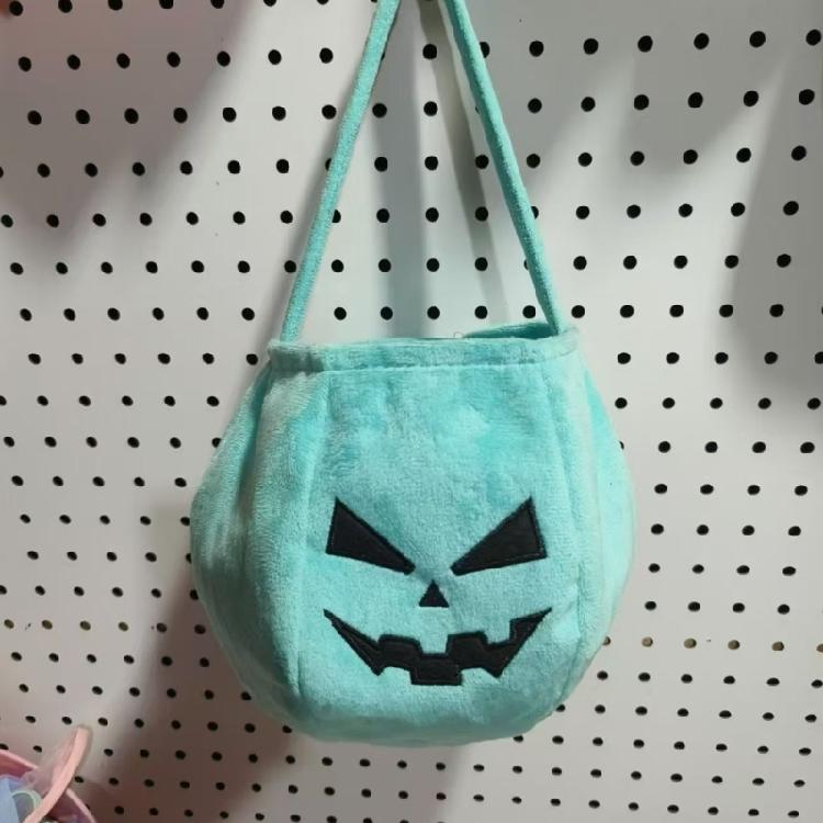 Traditional Velvets Pumpkin Candy Bag Seasonal Party Essential Storage Bag With Reinforced Handles Strong Fabric