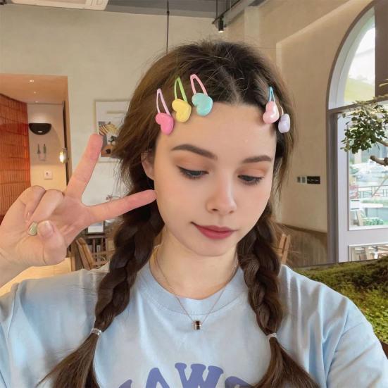 2Pcs Girl Hairpins Candy Color Heart Decor No Slipping Traceless Hair Pins Side Bangs Hair Clips Versatile Hair Accessories