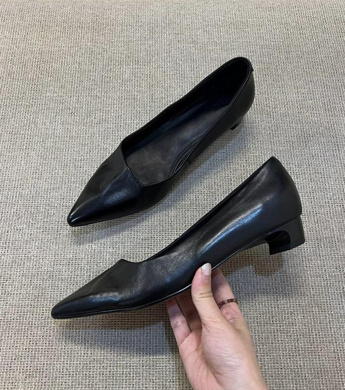 

Sheepskin version~ Minimalist style polish light mouth pointed single shoes women s 2025 spring and autumn temperament medium heel commuter work shoes 40 чёрный