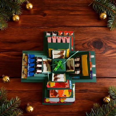 1 Set Exploding Gift Box 5 Layer Christmas Money Box Paper Reusable Holiday Gift Boxes for Holding Snacks Sweets Cash Birthday Wedding Xmas Party