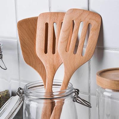 2Pcs Wooden Kitchen Spatula Nonstick Spatula Turner Set Slotted Cooking Shovel Long Handle Wok Spatula Wooden Kitchen Utensils