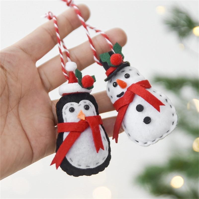 Soft Felt Christmas Tree Decoration Set, 5 Piece Holiday Tree Hanging Ornament With Pre Attached Cords for Tree, Entrydoor, and Festival Wall Display