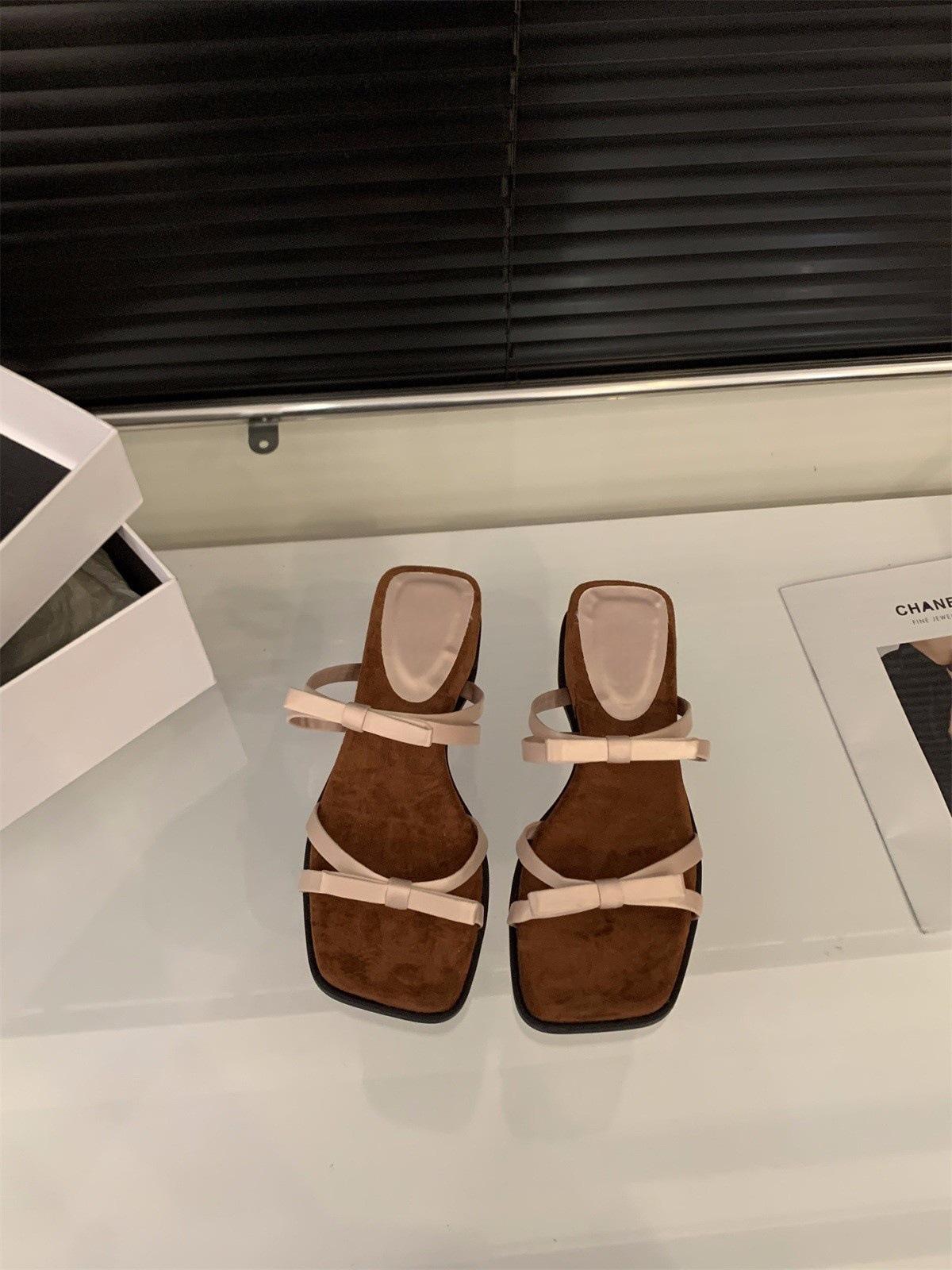 

Wedge heel bow cool slippers women s shoes wear 2025 new summer French temperament with skirt red sandals 40