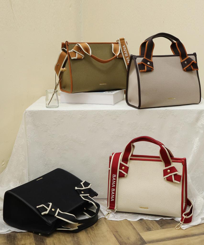 Banabana Ruby Canvas A Tote & Crossbody Bag